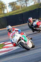 brands-hatch-photographs;brands-no-limits-trackday;cadwell-trackday-photographs;enduro-digital-images;event-digital-images;eventdigitalimages;no-limits-trackdays;peter-wileman-photography;racing-digital-images;trackday-digital-images;trackday-photos
